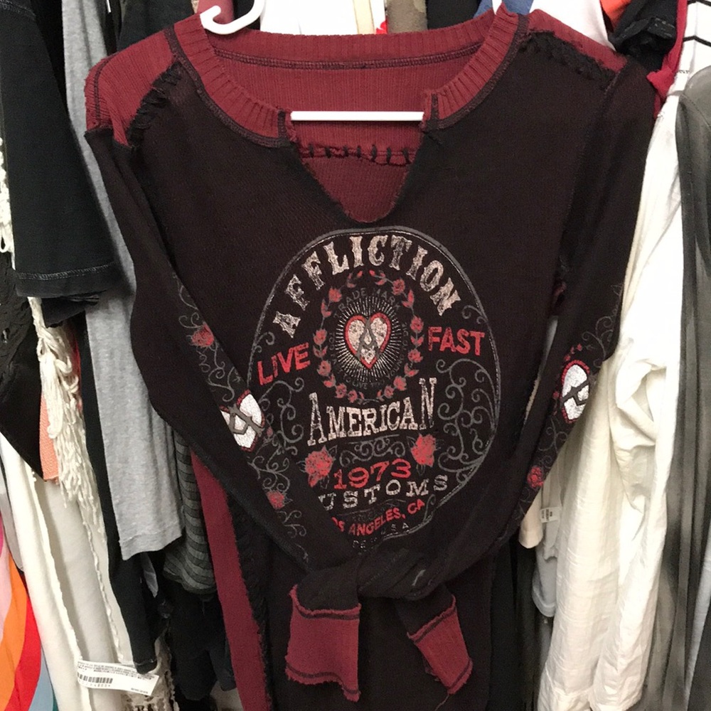 Reversible long sleeve knitted